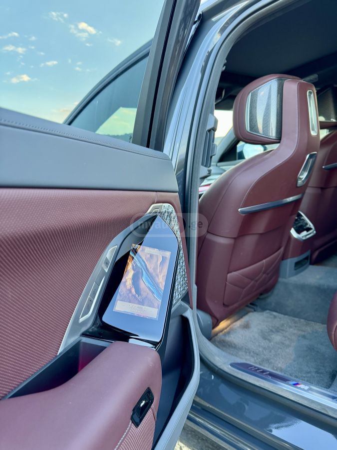 BMW I7 - фото 11