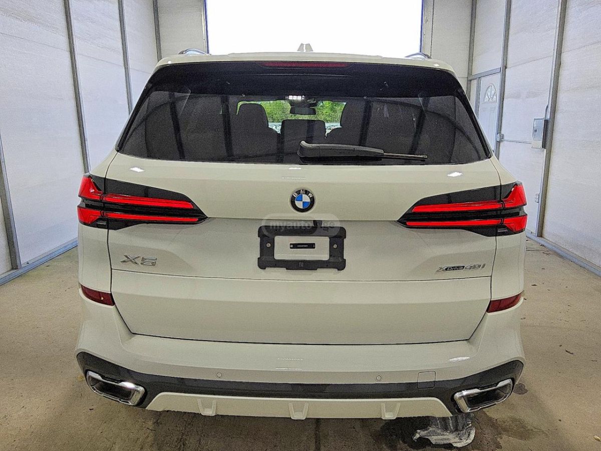 BMW X5 - фото 6