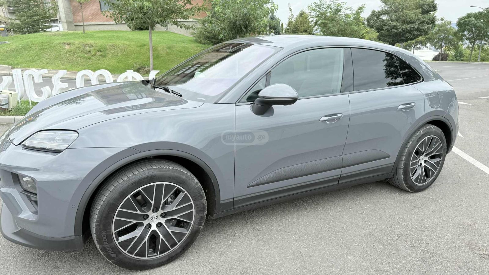 Porsche Macan - фото 1