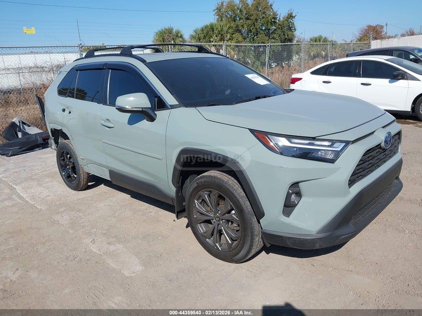 Toyota RAV 4 - фото 11