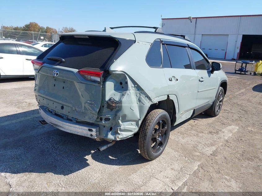 Toyota RAV 4 - фото 3