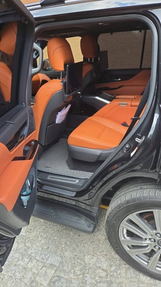 Lexus LX 600 - фото 5