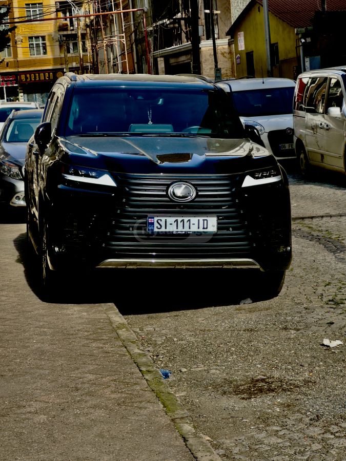 Lexus LX 600 - фото 8