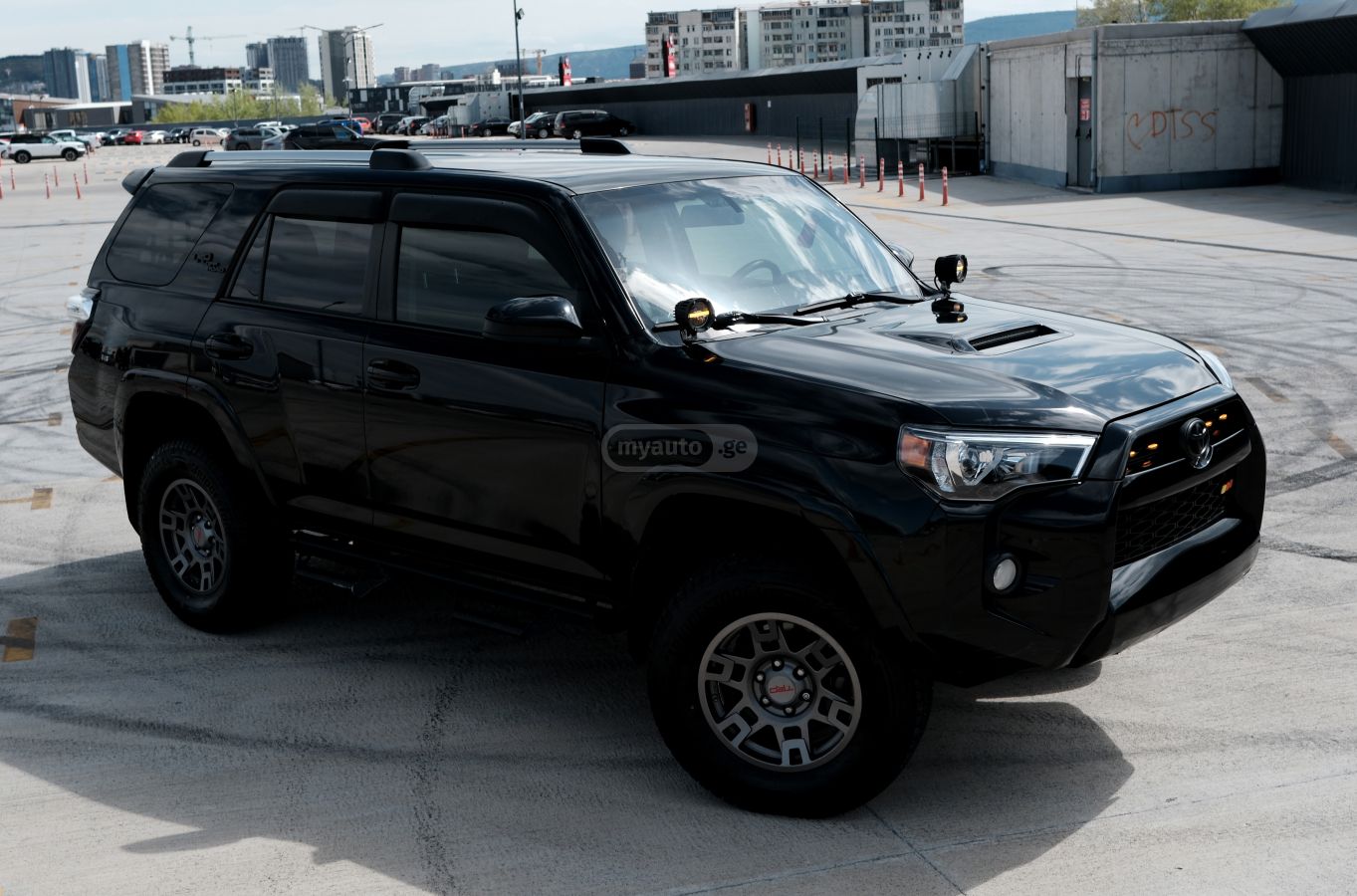 Toyota 4Runner - фото 1