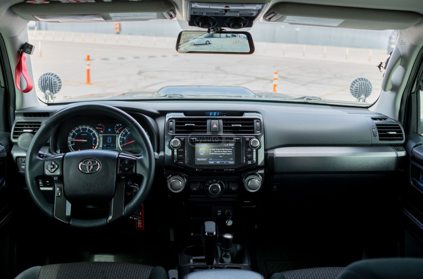 Toyota 4Runner - фото 4