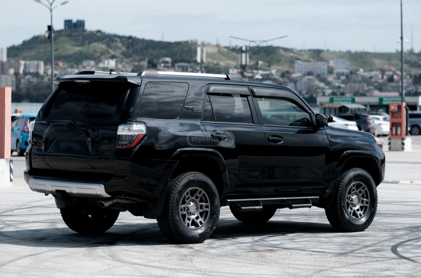 Toyota 4Runner - фото 7