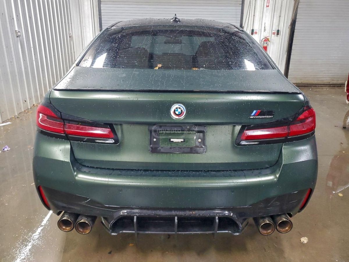 BMW M5 2023 — миниатюра 6