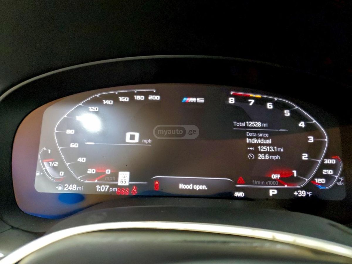 BMW M5 2023 — миниатюра 9