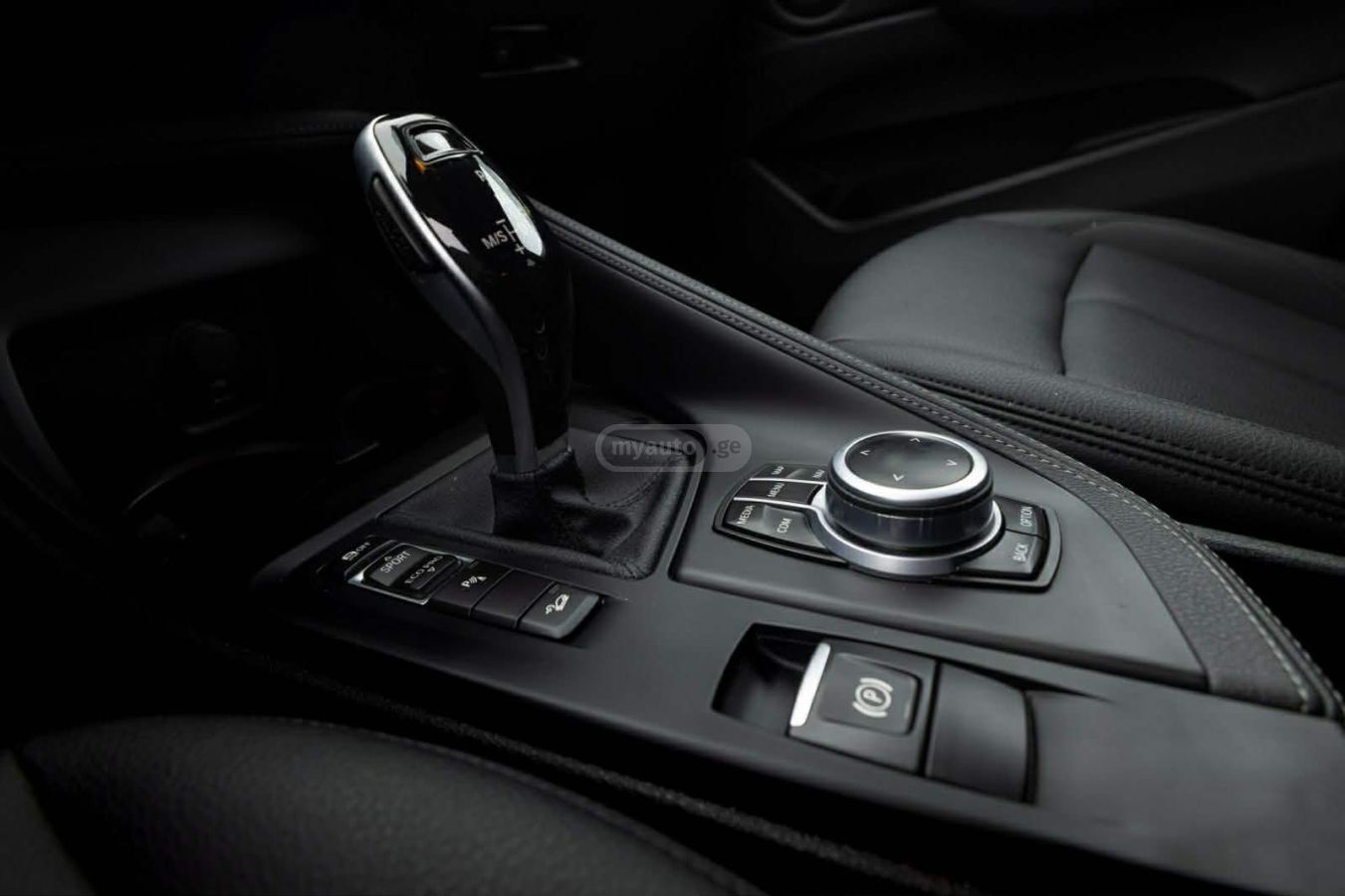 BMW f48 — миниатюра 10