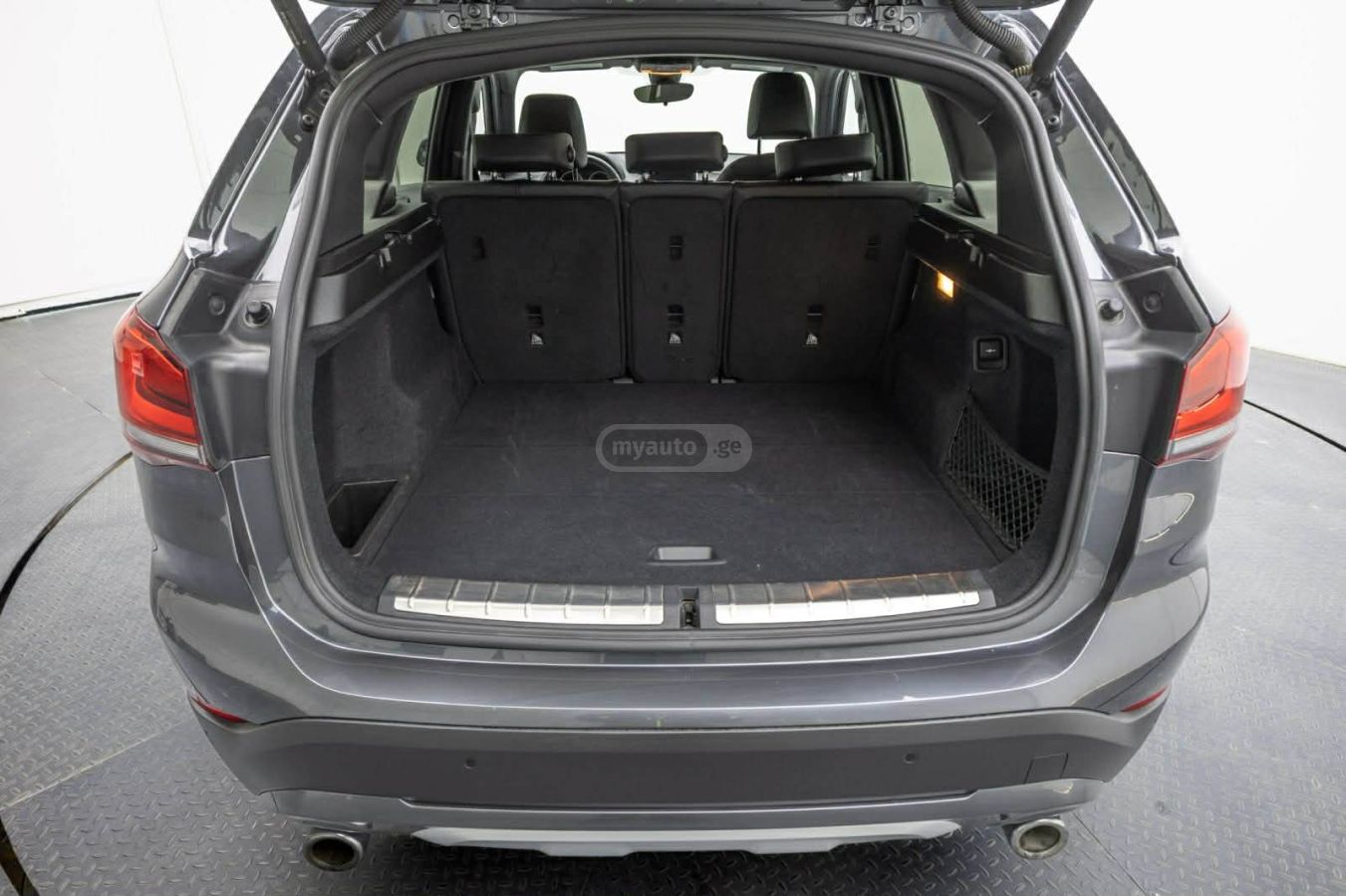 BMW f48 — миниатюра 4