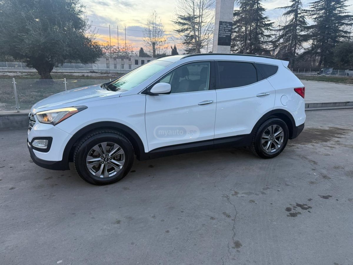 Hyundai Santa FE - фото 3