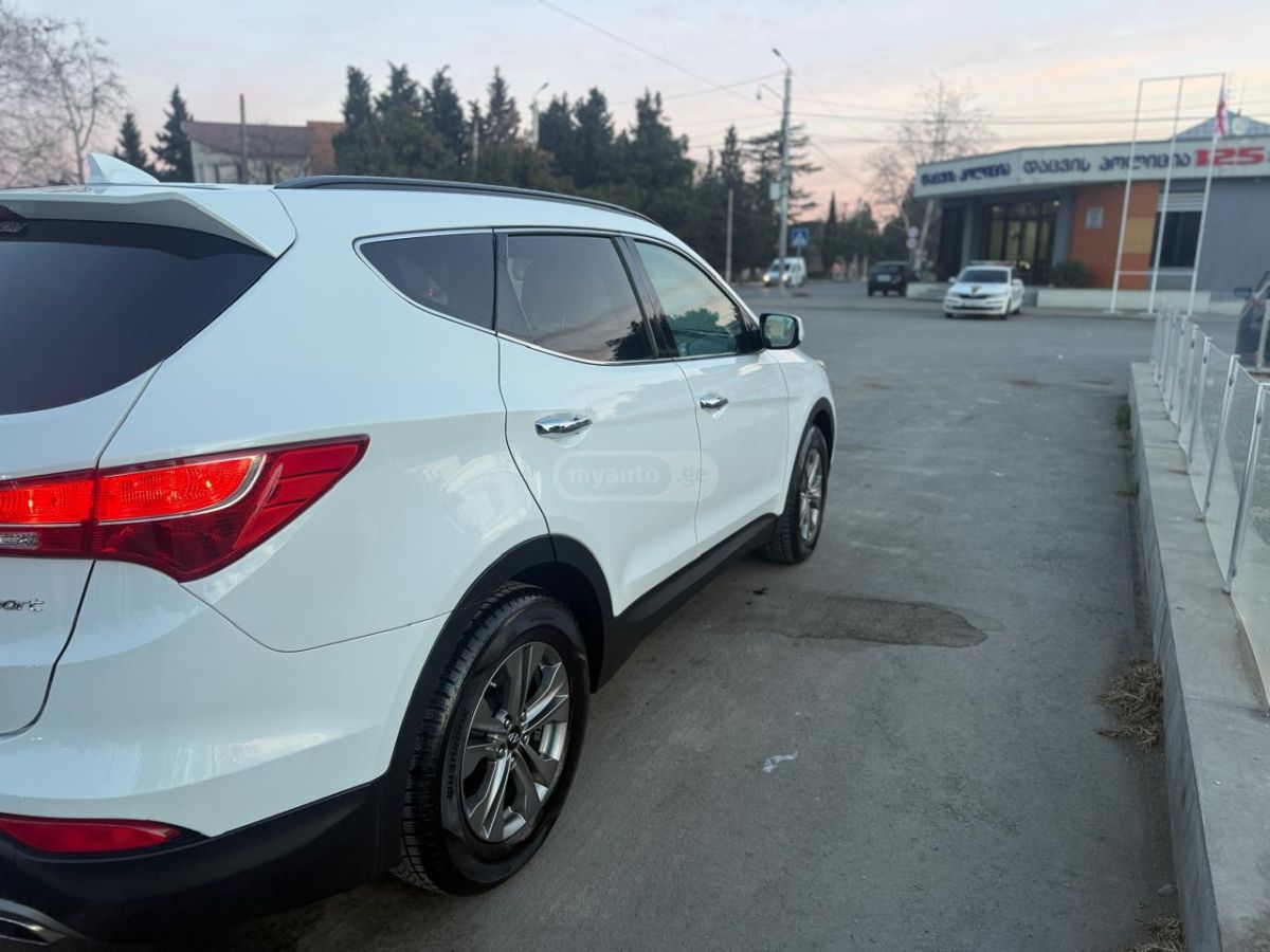 Hyundai Santa FE - фото 6