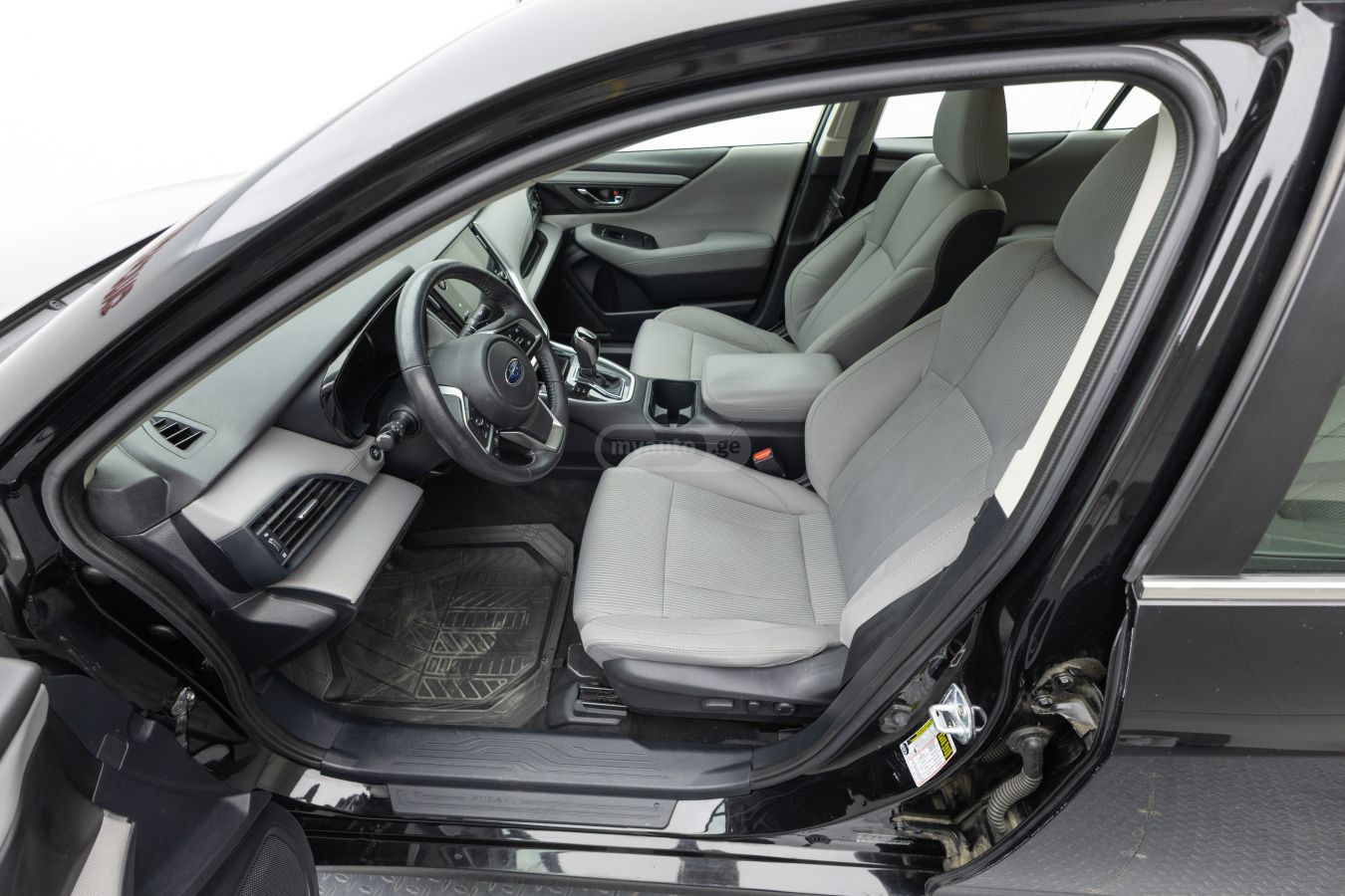 Subaru Legacy - фото 10