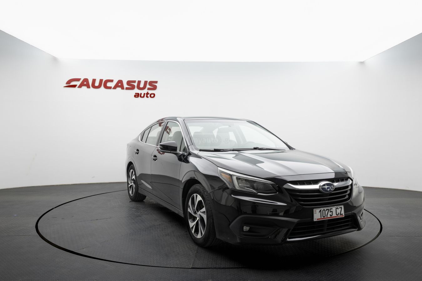 Subaru Legacy - фото 2