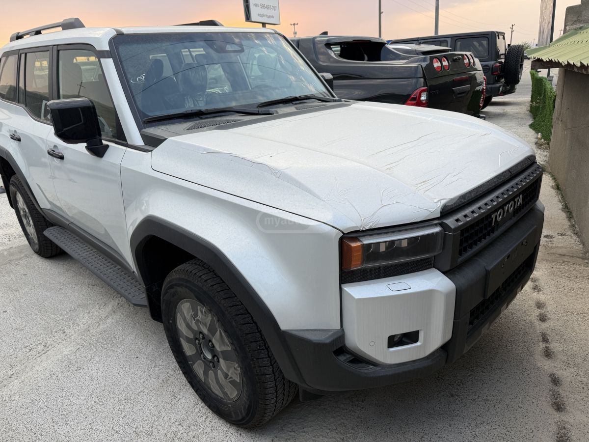 Toyota Land Cruiser Prado - фото 1