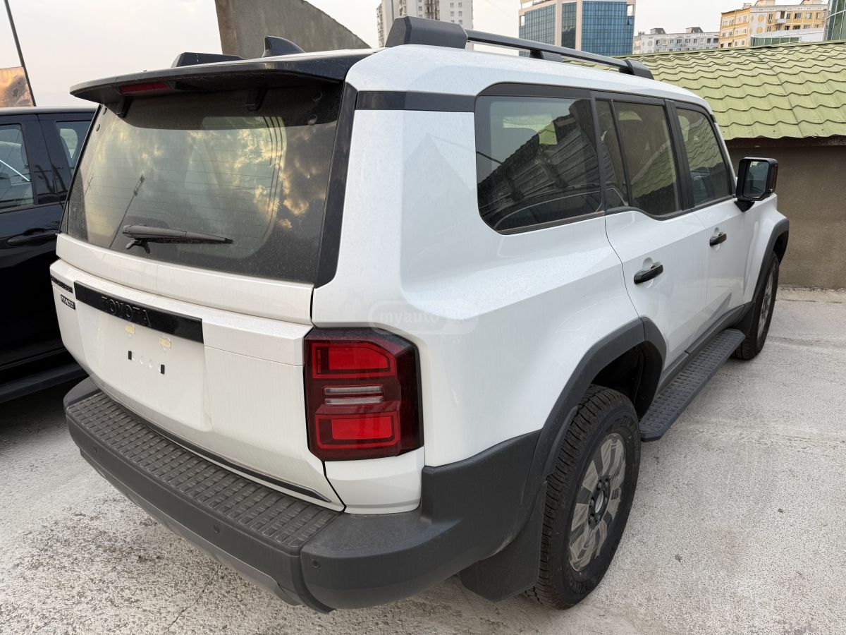 Toyota Land Cruiser Prado - фото 2