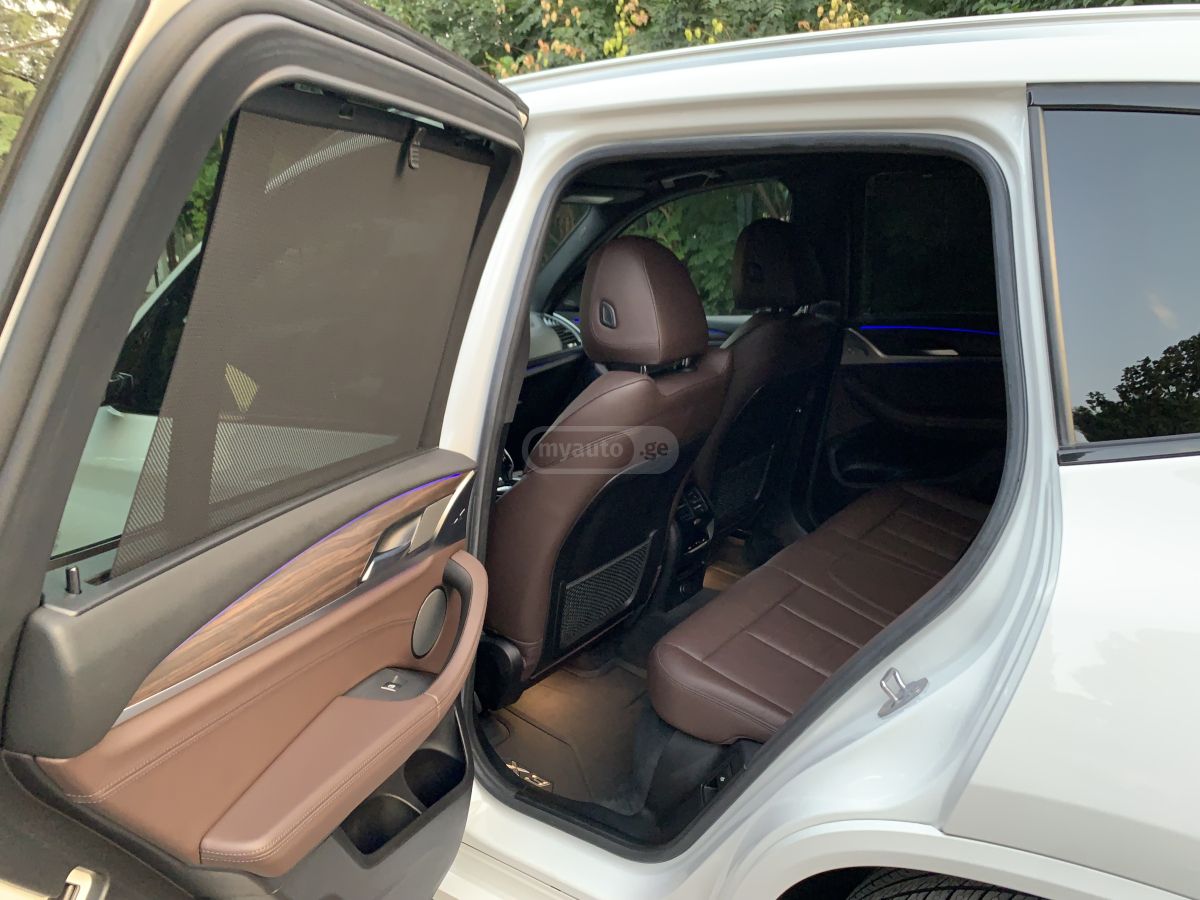 BMW X3 - фото 11