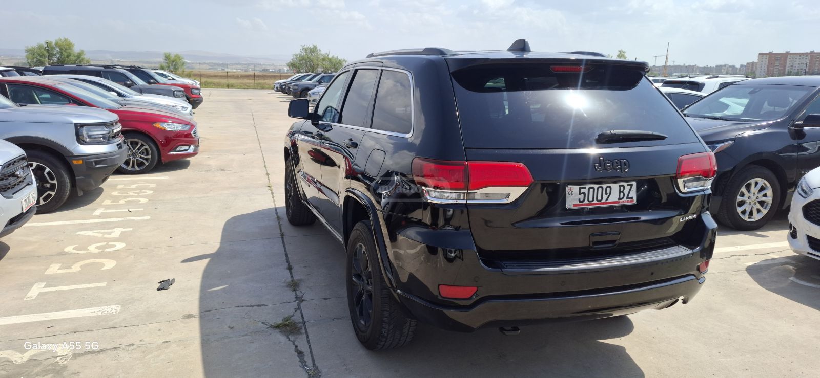 Jeep Laredo 4dr 4x4 Automatic — миниатюра 5