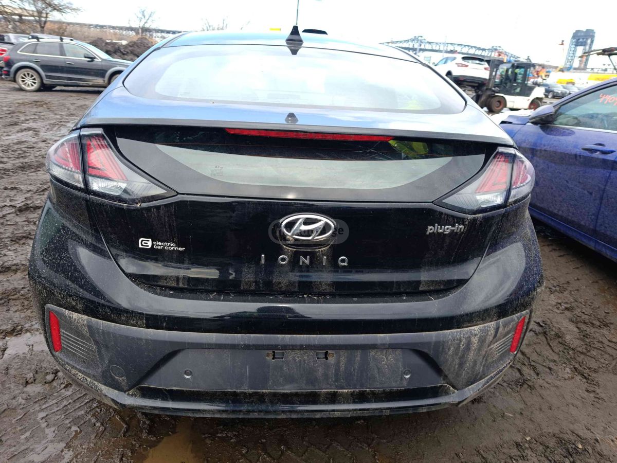 Hyundai Ioniq - фото 5