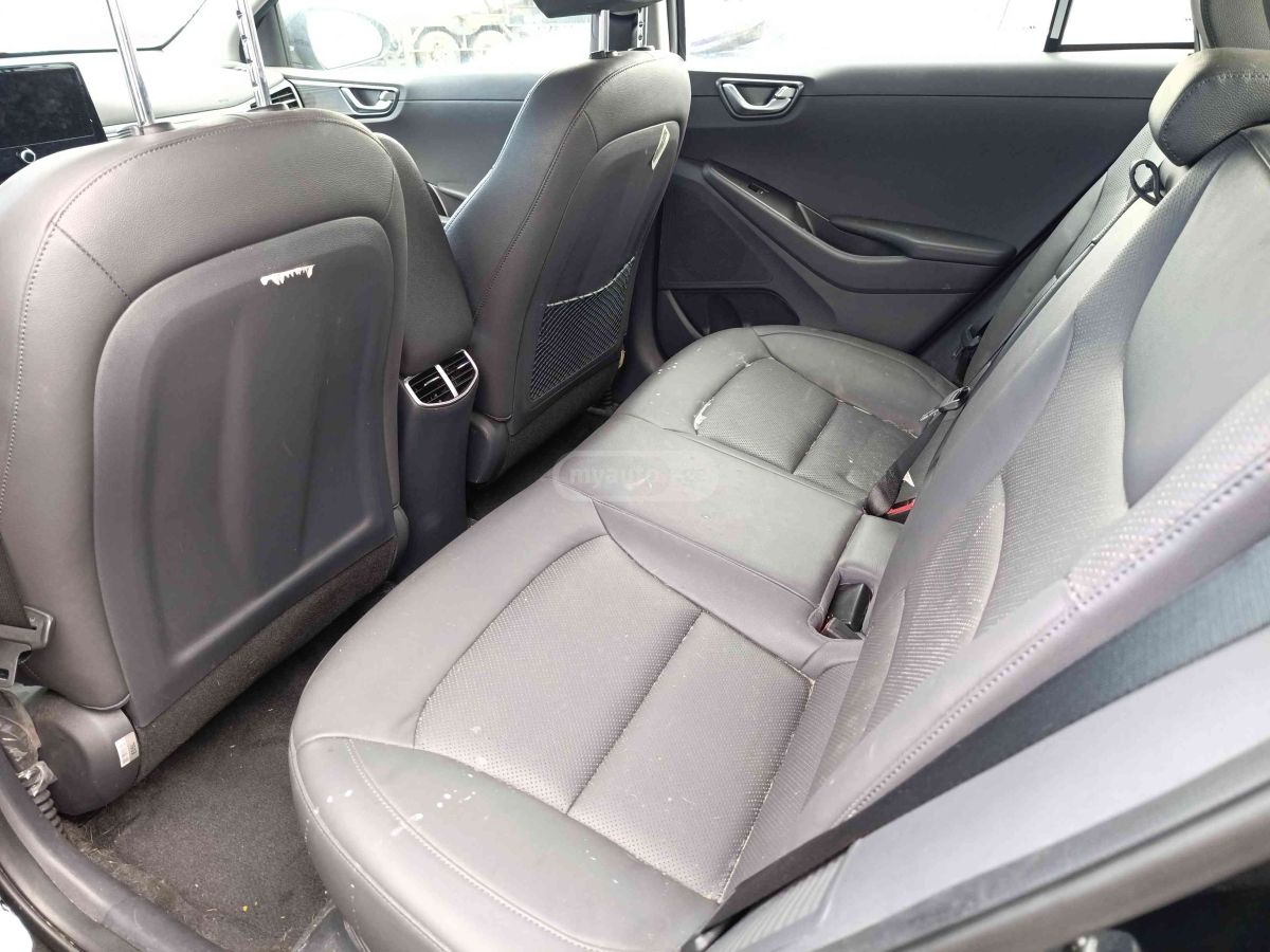 Hyundai Ioniq - фото 9