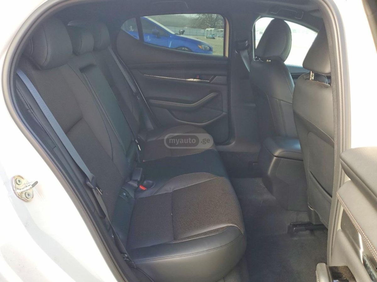 Mazda Mazda 3 2025 — миниатюра 9