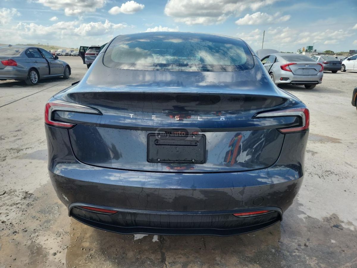 Tesla Model 3 2025 — миниатюра 6