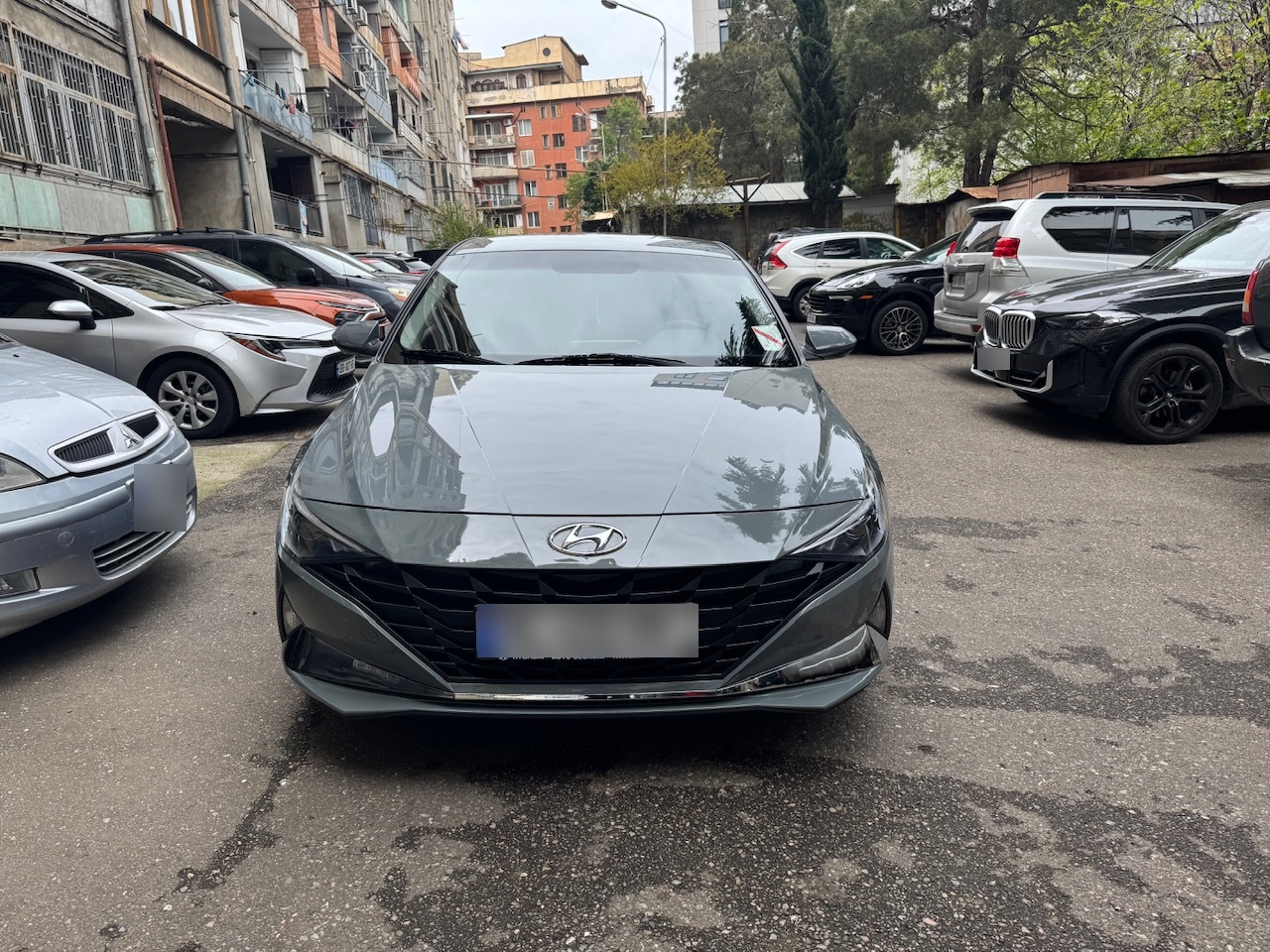 Hyundai Elantra - фото 3