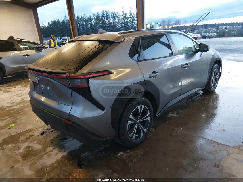 Toyota bZ4X 2024 — миниатюра 4