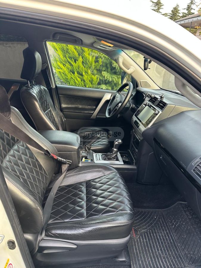 Toyota Land Cruiser Prado - фото 7