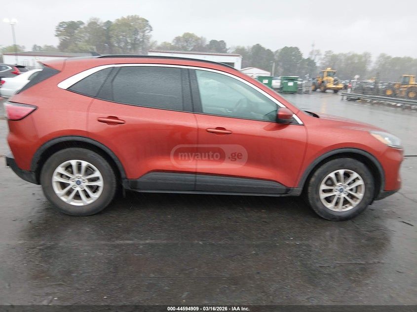 Ford Escape - фото 13