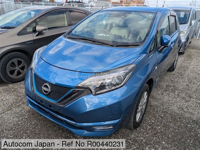 Nissan Note - фото 2