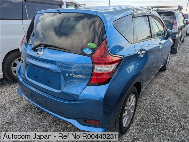 Nissan Note - фото 3