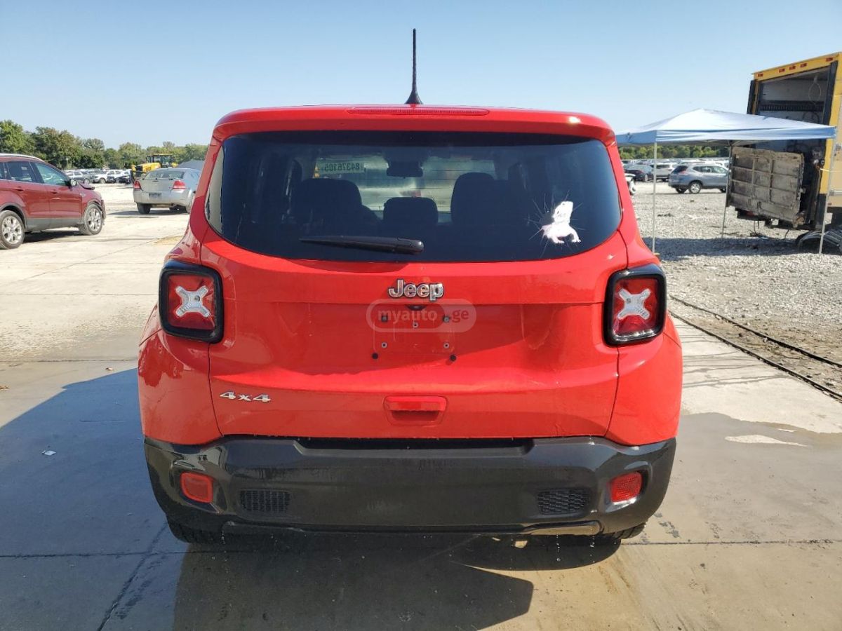 Jeep Renegade - фото 6
