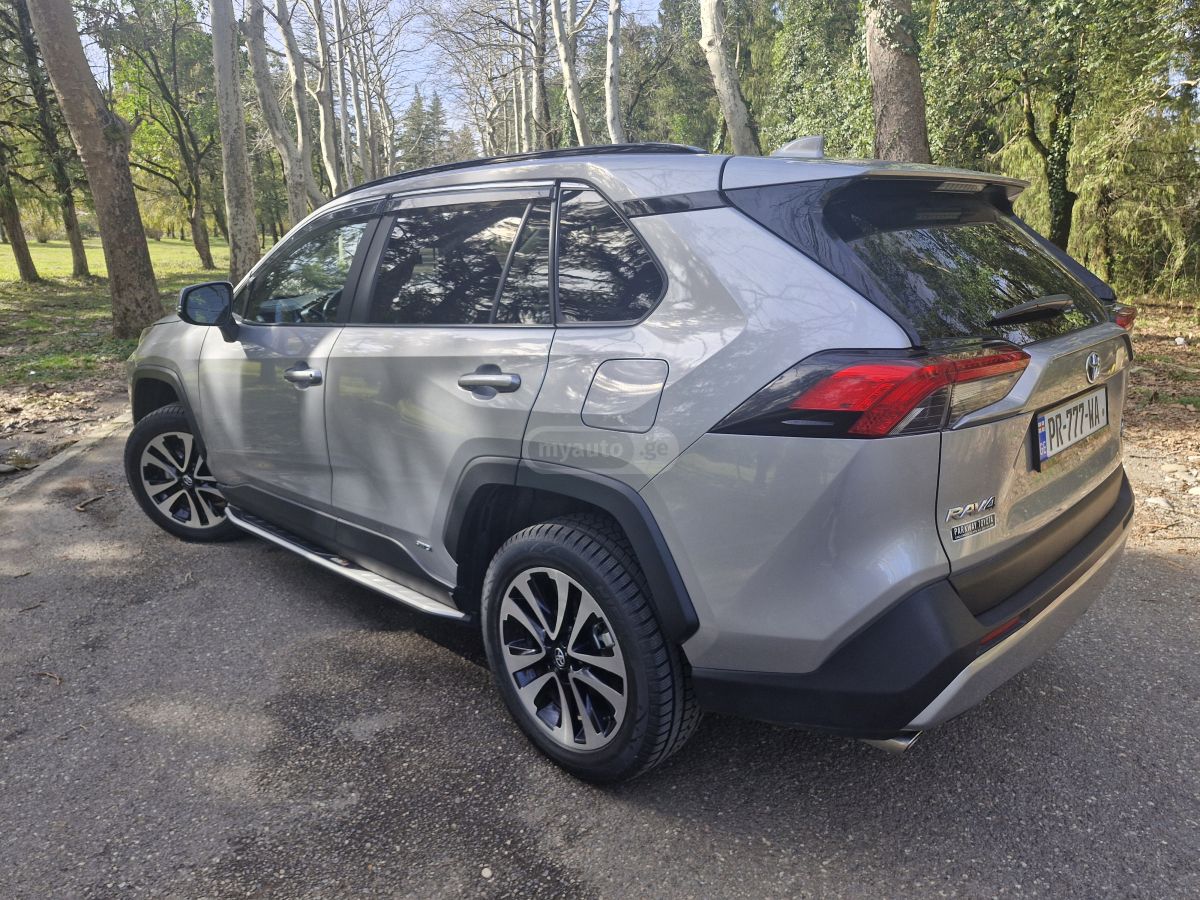 Toyota XLE Premium 4dr All-Wheel Driv — миниатюра 2