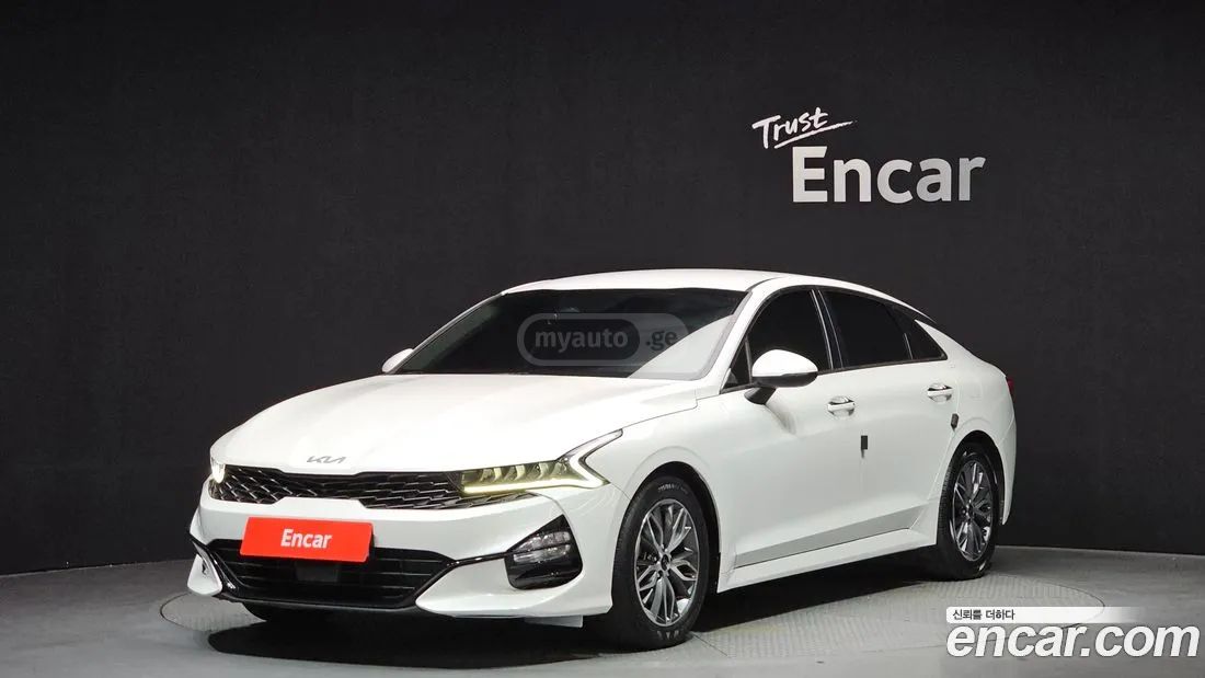 Kia Optima - фото 1