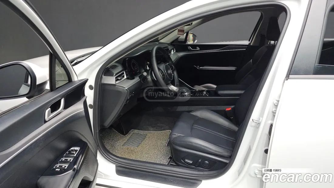 Kia Optima - фото 10