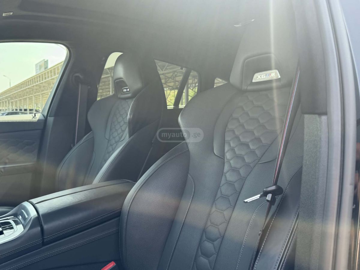 BMW X6 M 2022 — миниатюра 8