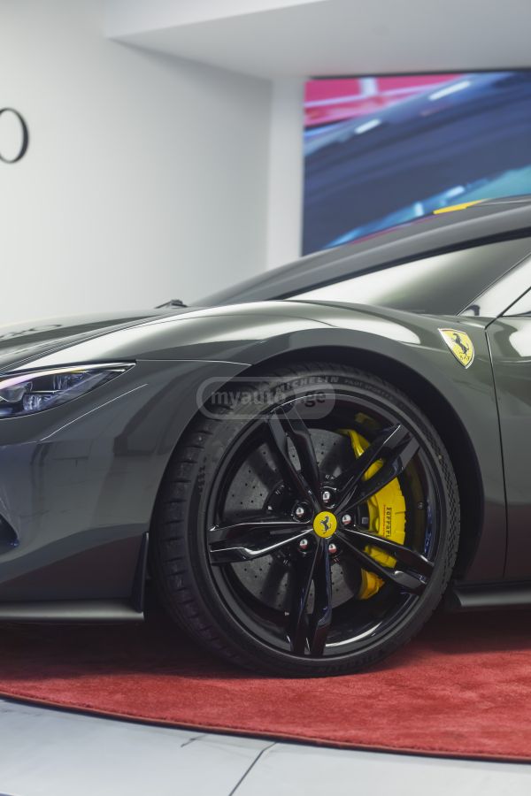 Ferrari 296 GTB 2024 — миниатюра 10