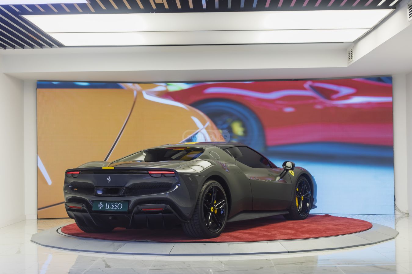 Ferrari 296 GTB 2024 — миниатюра 8