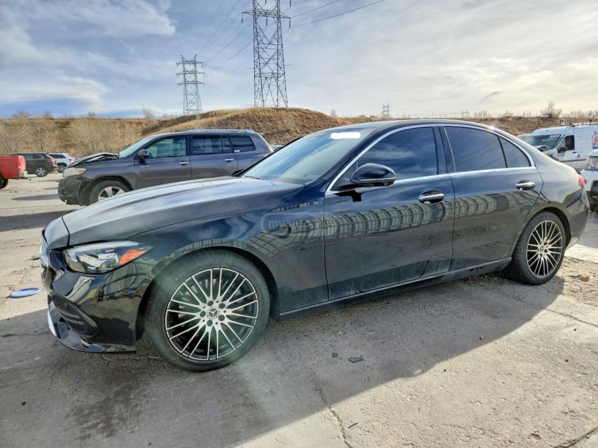 Mercedes-Benz C 300 - фото 1