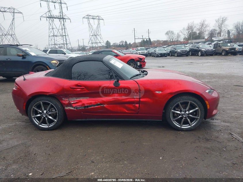 Mazda MX-5 2022 — миниатюра 13