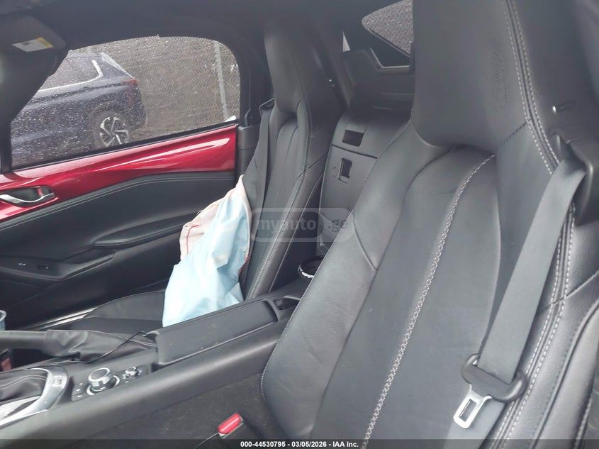 Mazda MX-5 2022 — миниатюра 8