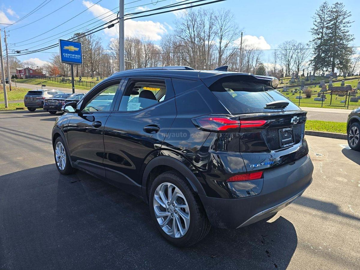 Chevrolet Bolt EUV - фото 3