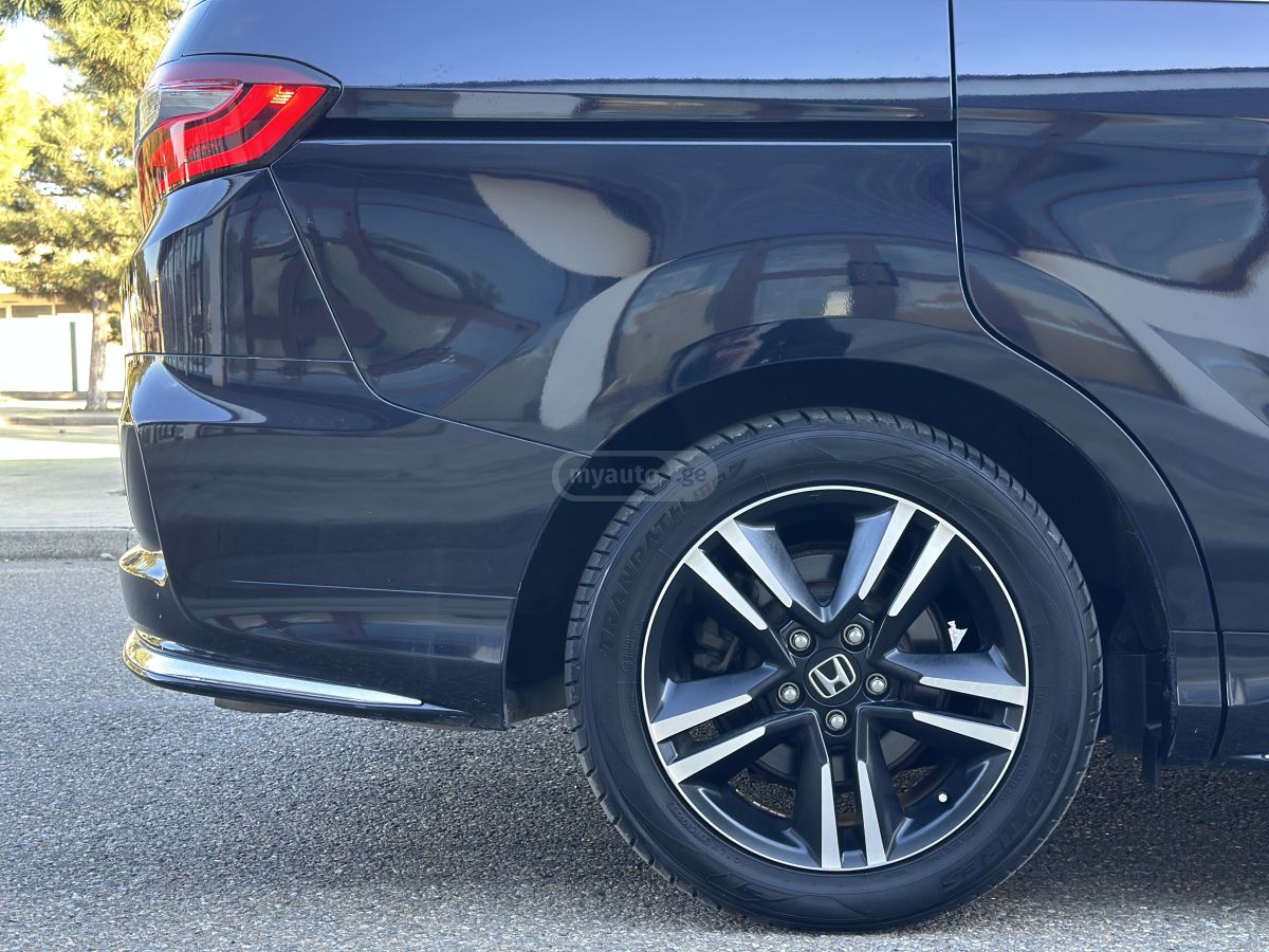 Honda Odyssey - фото 14