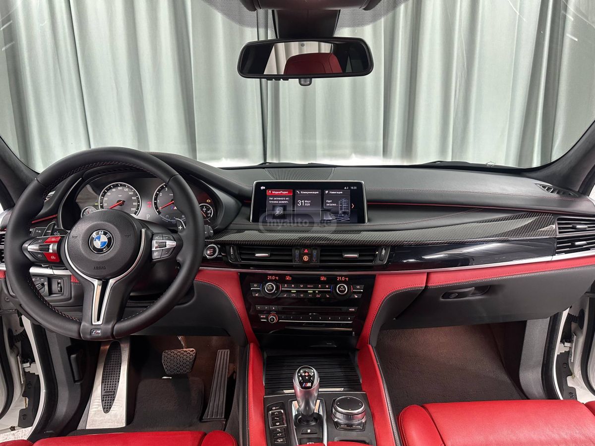BMW X5 - фото 10