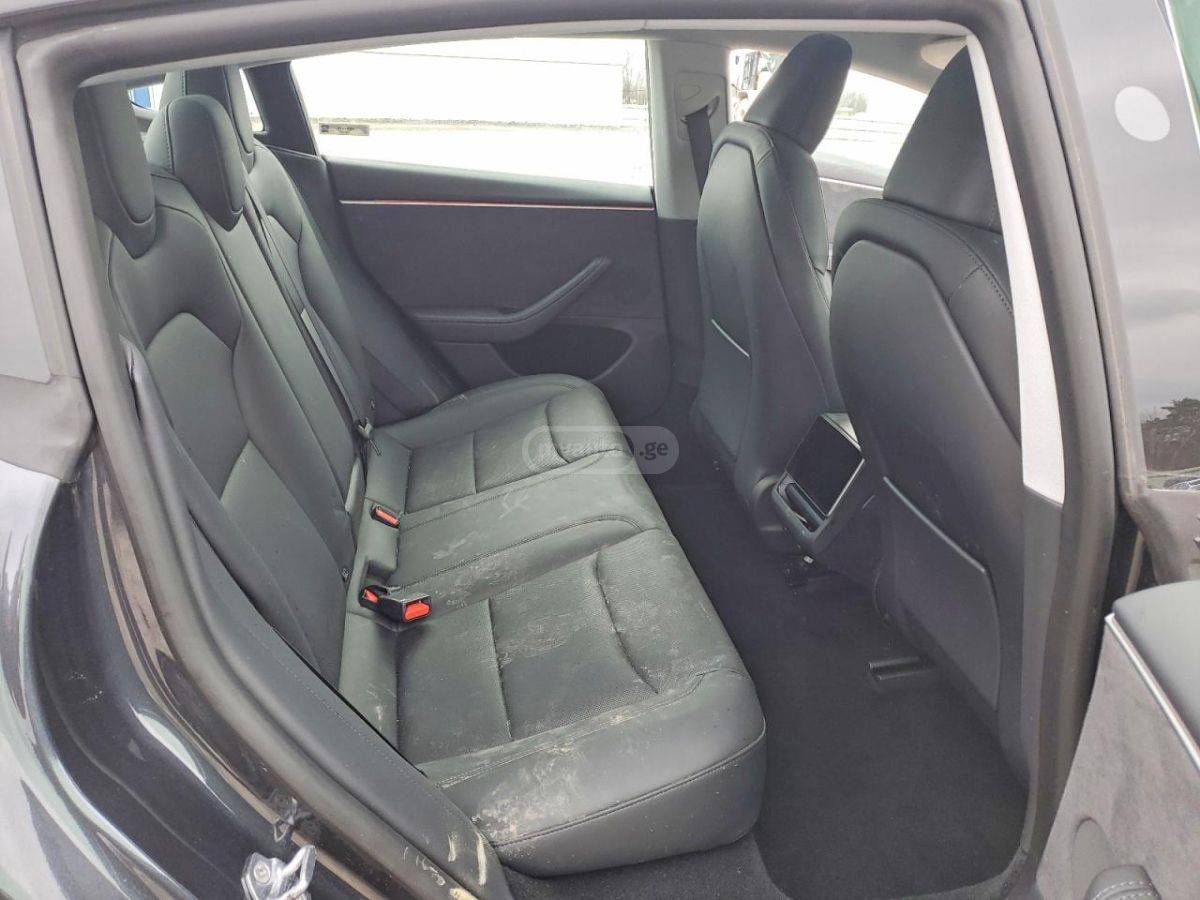 Tesla Model 3 2025 — миниатюра 10