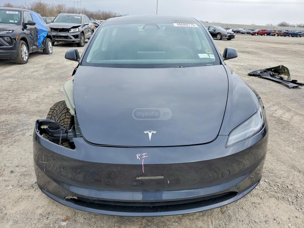 Tesla Model 3 2025 — миниатюра 5
