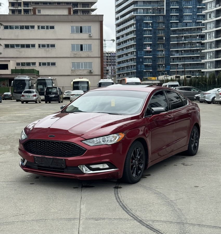 Ford Fusion - фото 1