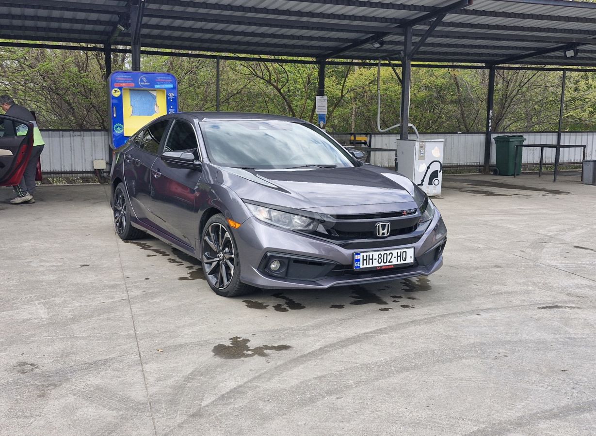 Honda Civic - фото 1