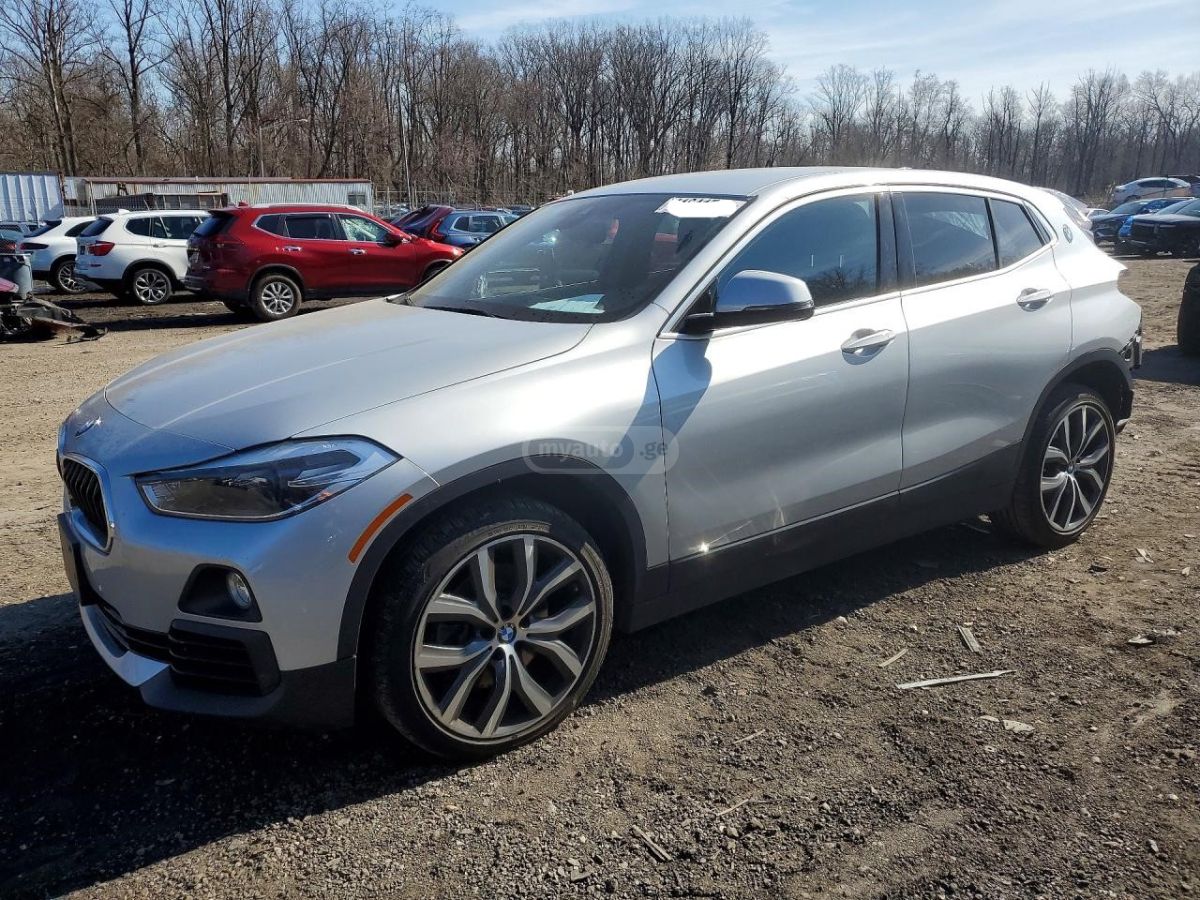 BMW X2 - фото 1